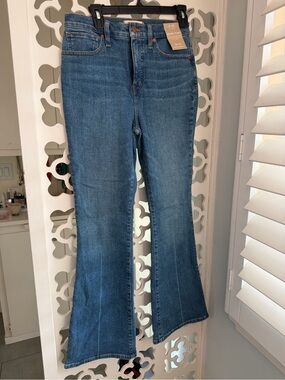 NWT Madewell Skinny Flare Jeans Size 28 – High Rise Medium Wash